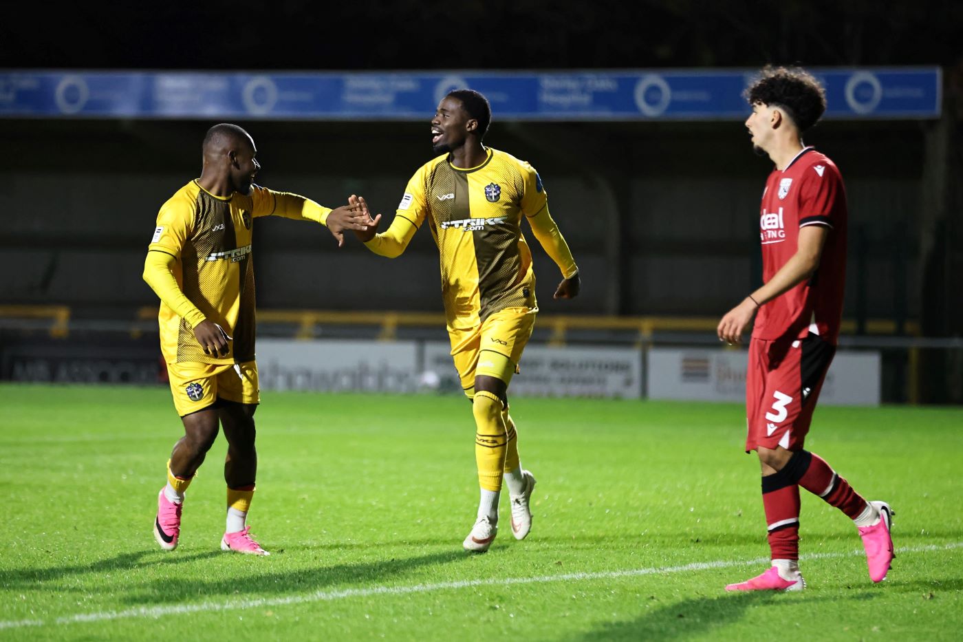 Report: Sutton United 3-2 West Bromwich Albion U21 - Sutton United ...